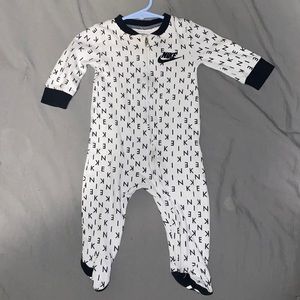 Nike baby pj’s